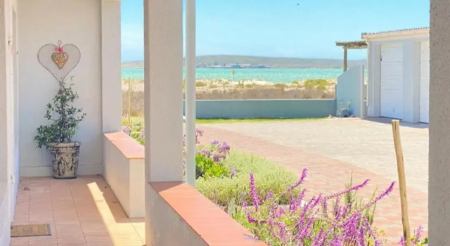 3 Sea View Lodge, Reservar Hotel Hotéis em Langebaan com piscina, Piscina
