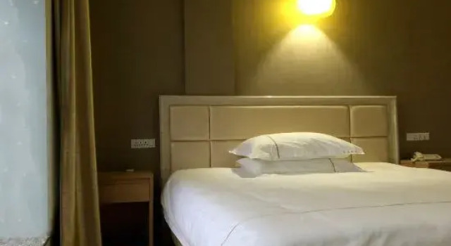 Baidu Hotel (Yongkang International Convention and Exhibition Center), Book Hotel Hoteller i Yongkang med parkering, Parkering