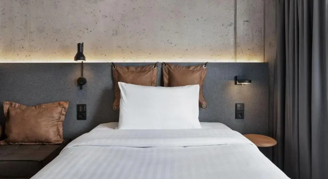 Одноместный номер Standard Moxy Hamburg Altona
