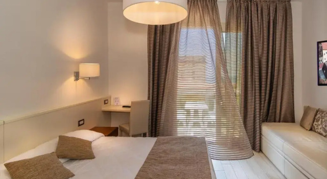Трёхместный номер Standard с балконом и с видом на море Hotel Pineta Mare