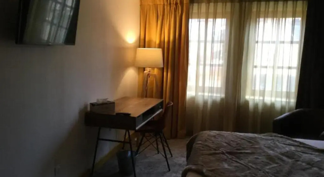 Трёхместный номер Superior Contact Hôtels Le Savigny & Spa