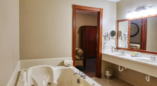 Люкс Carlisle Inn Walnut Creek