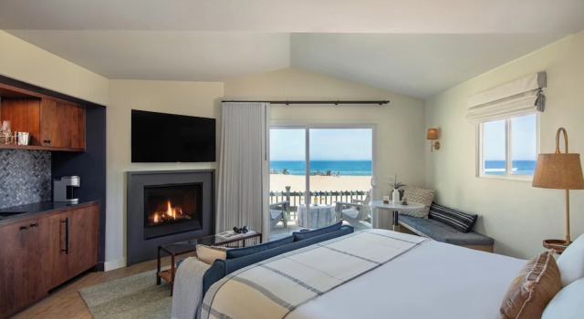 Двухместный номер Deluxe с балконом и с красивым видом из окна Sanctuary Beach Resort