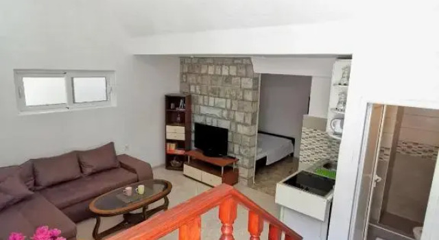 Apartments Andrea, Book Lejlighed Hoteller i Kotor Riviera med parkering, Parkering