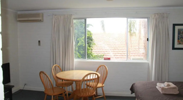 Апартаменты c 1 комнатой Malibu Apartments - Perth