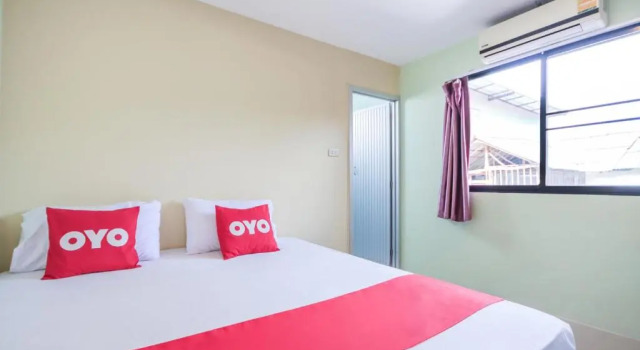 Номер Deluxe OYO 1163 Eden Hostel