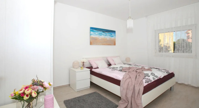 Апартаменты c 1 комнатой с балконом и с видом на море Apartments Melin