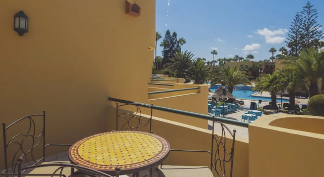 Апартаменты c 1 комнатой с балконом и с видом на бассейн Atlantic Garden Beach Mate