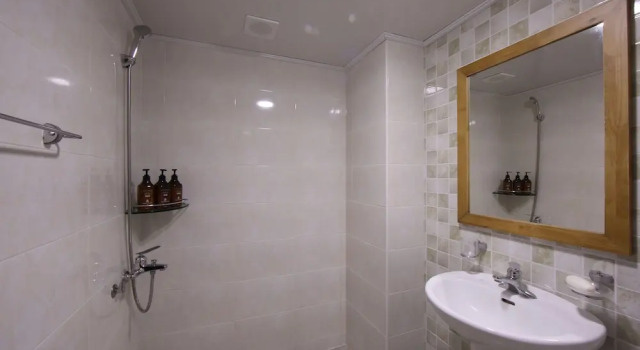 Кровать в общем номере Dorcas Tourist Hostel