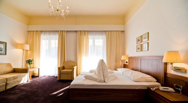 Hotel Tappeiner, Забронировать Отель Отели Меран 3 звезды, 3*