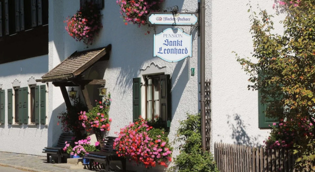 Hotel-Pension St. Leonhard, Rezervați Hotel Murnau am Staffelsee 