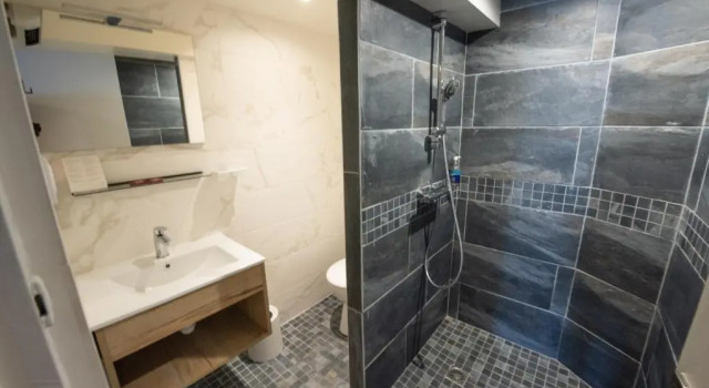 Standart üç kişilik oda Villa Arena Hotel