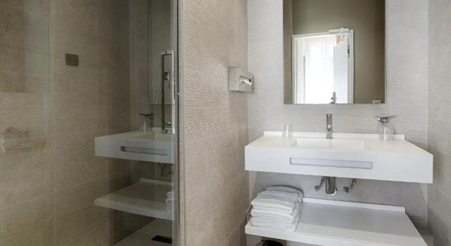 Двухместный номер Standard с балконом Hôtel LA VILLA TOSCA