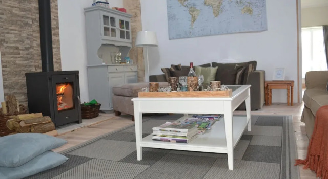 La Petite Ferme, Prenota Hotel Brux Vienne