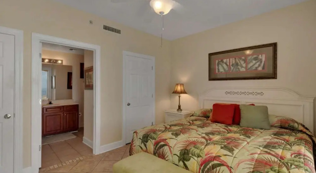 Twin Palms 1705