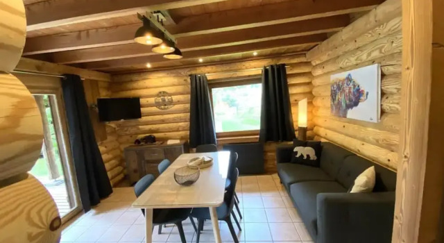 Коттедж L'ours Noir Chalet en Rondins