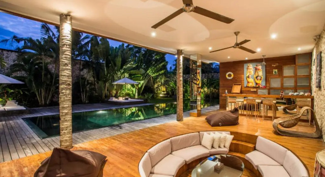 Eko Villa Seminyak - Tropical Villa, Walk to Beach, Забронировать Вилла Виллы провинции Бали, Вилла