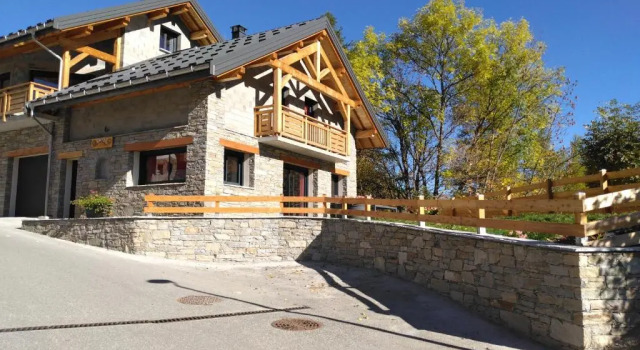 Chalet des Lys - tout confort - 12 personnes, Забронировать Шале Виллы Овернь-Рона-Альпы, Вилла