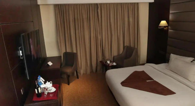 Camera Classica Monty Suites Calabar