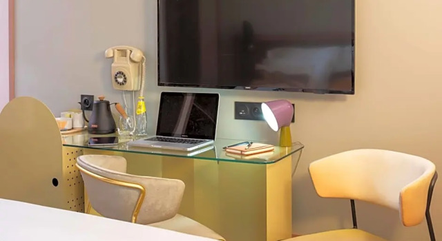 Номер Comfort Aiden by Best Western Clermont-Ferrand - Le Magnetic Hotel & Spa