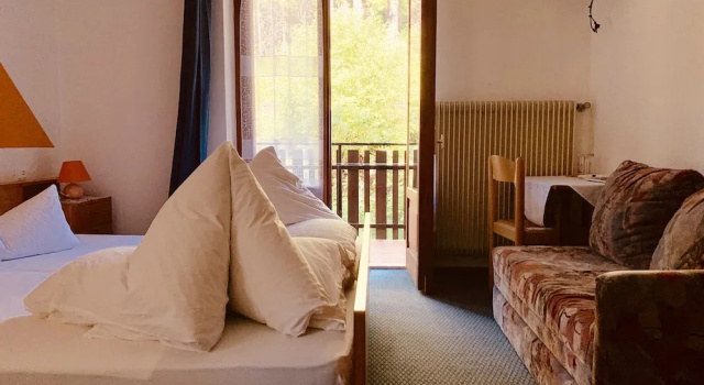 Номер Comfort Albergo Laugen Restaurant Bar Pins Romana Camper Parking Area