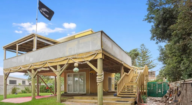 Bach 22 - Waihi Beach Holiday Home, Buchen Sie Hotel Waihi 