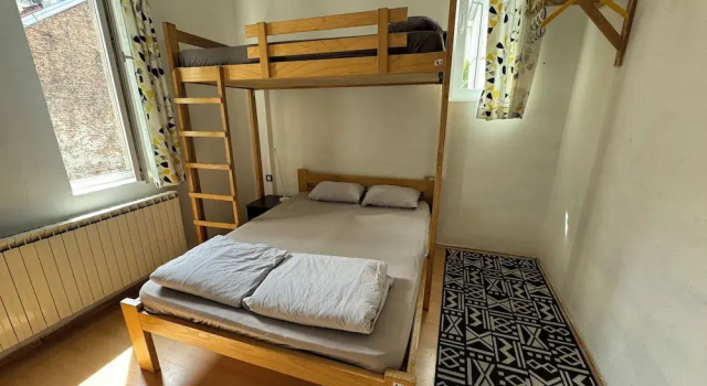 Трёхместный номер Standard Nomad Hostel