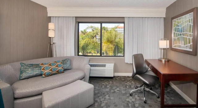 Номер Standard Courtyard by Marriott Oakland Airport