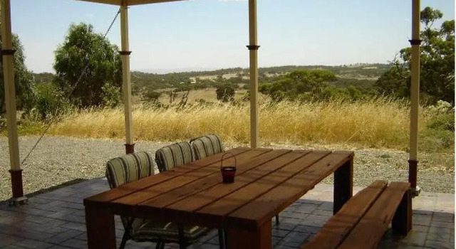 Clare View Accommodation, Book Hotel Clare 
