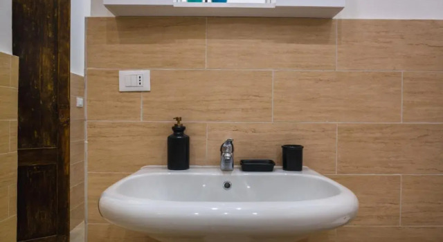 Апартаменты Parco Ducale Elegant Apartment con Balcone