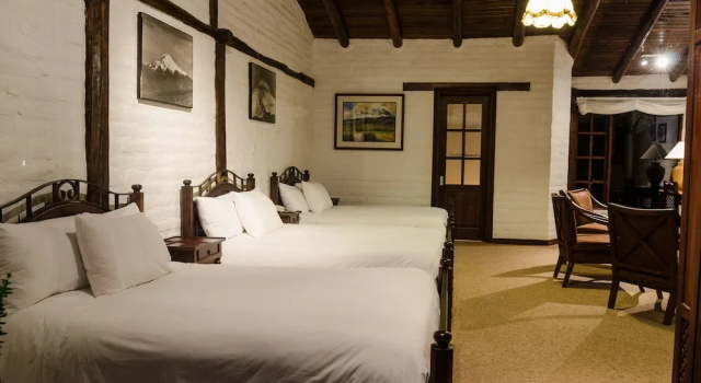Четырёхместный номер Standard Hotel Hacienda Abraspungo
