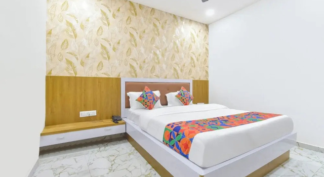 Номер Deluxe FabHotel The Gagan Palace
