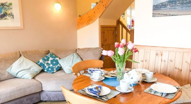 Porthole Cottage
