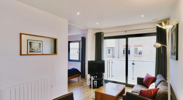 Апартаменты Executive Your Space Apartments - Eden House