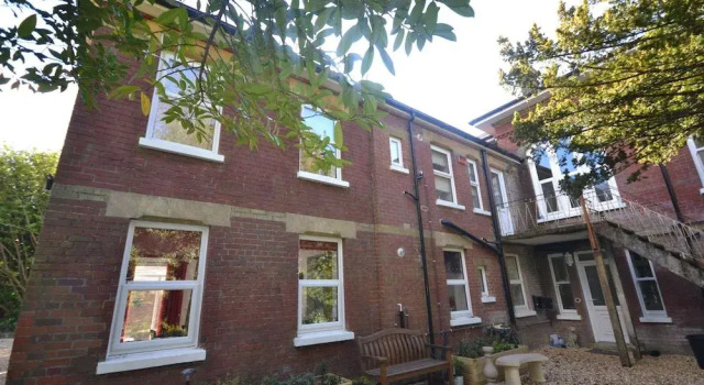 Yew Tree Apartment One Ryde, Varaa Huoneisto Asunnot kohteessa Merseyside, Huoneisto