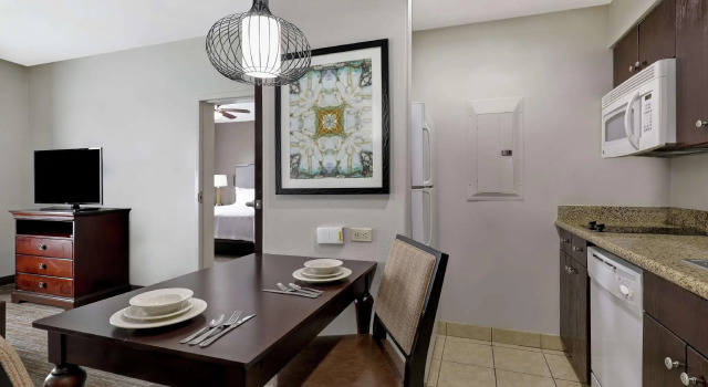 Двухместный люкс с 2 комнатами Homewood Suites by Hilton McAllen