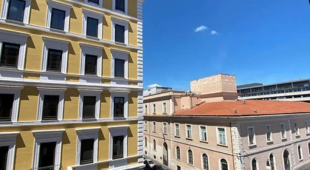 De Vince Suites - Luxury Rooms - Roma Termini, Забронировать Отель Отели Рима с парковкой, рядом с Станция метро Manzoni, Парковка