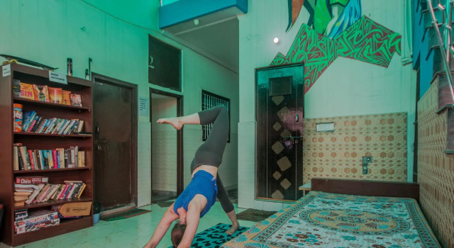 Friends Guest House & Hostel- near TAJ MAHAL, Забронировать Хостел Агра штат Уттар-Прадеш, рядом с Тадж-Махал