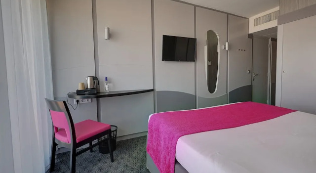 Двухместный номер Superior с балконом и с видом на море Hôtel Le Nautic