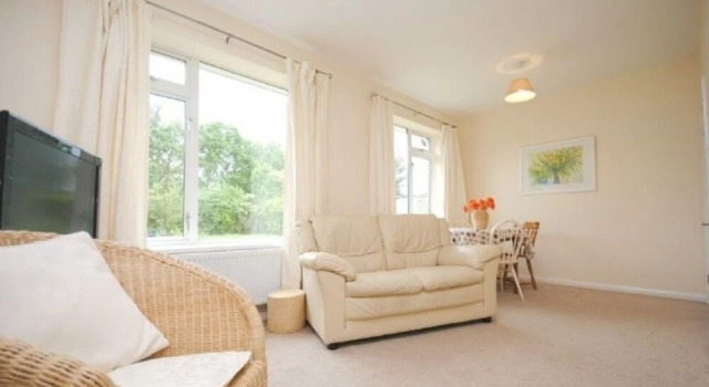 Carlton Avenue, Rose Green 413627, Забронировать Отель Отели Исторического графства Суссекса с парковкой, Парковка