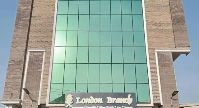 London Branch Hotel and Restaurant