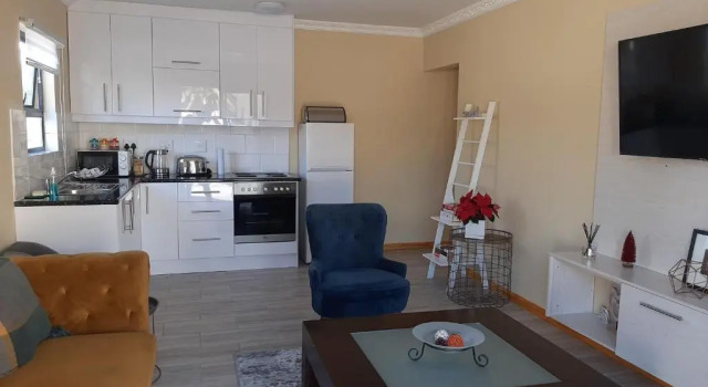 Апартаменты Shalom Self Catering