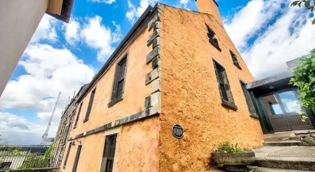 Rockhouse: Historic Gem - Photographer's Studio, Забронировать Отель Бротон Эдинбург, рядом с Национальный музей Шотландии