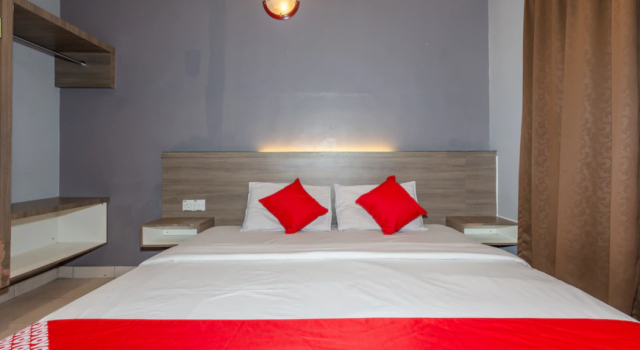 OYO 91258 Qish Hotel Banda Kaba, Rezerwuj Hotel Malakka Melaka