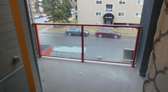 Коттедж Three-Bedroom House with Balcony #33 Sunalta Downtown