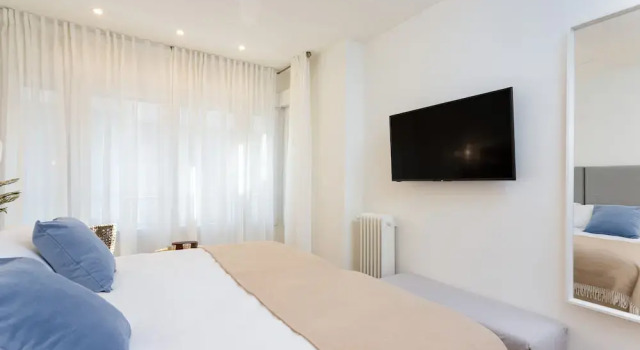 Genteel Home Alhóndiga Granada, Забронировать Апартаменты/квартира Гранада Granada Province, рядом с Музей народных традиций и искусств Los Tiros de Granada