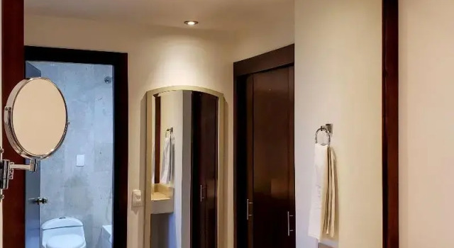 Standard familie cameră cu balcon NH Cali Royal