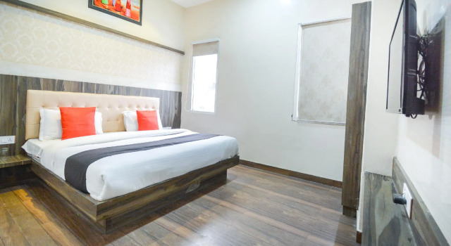 Capital O 69624 Hotel Moments Inn, Rezervovat Hotel Hotely v Punjab s parkováním, Parkování