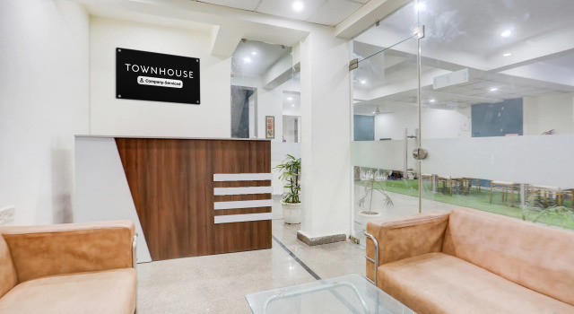 Super Townhouse Subhash Chowk Near Medanta Hospital Formerly L B Residency, Забронировать Отель Отели Гургаон 4 звезды, рядом с Unitech Cyber City, 4*