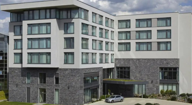 Hotel Fire & Ice